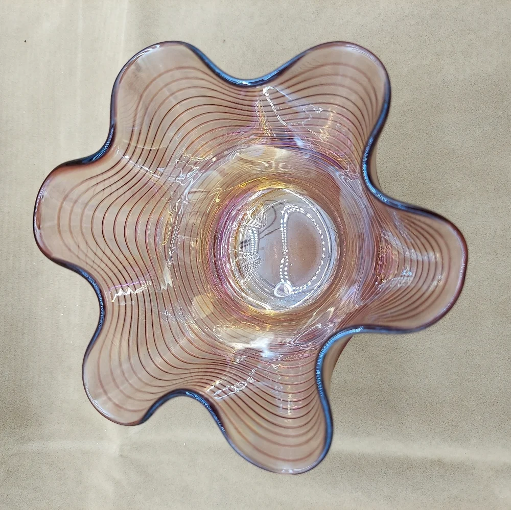Purple Iridescent Ruffed Handkerchief Ribbed Vase - Picture 4 of 4